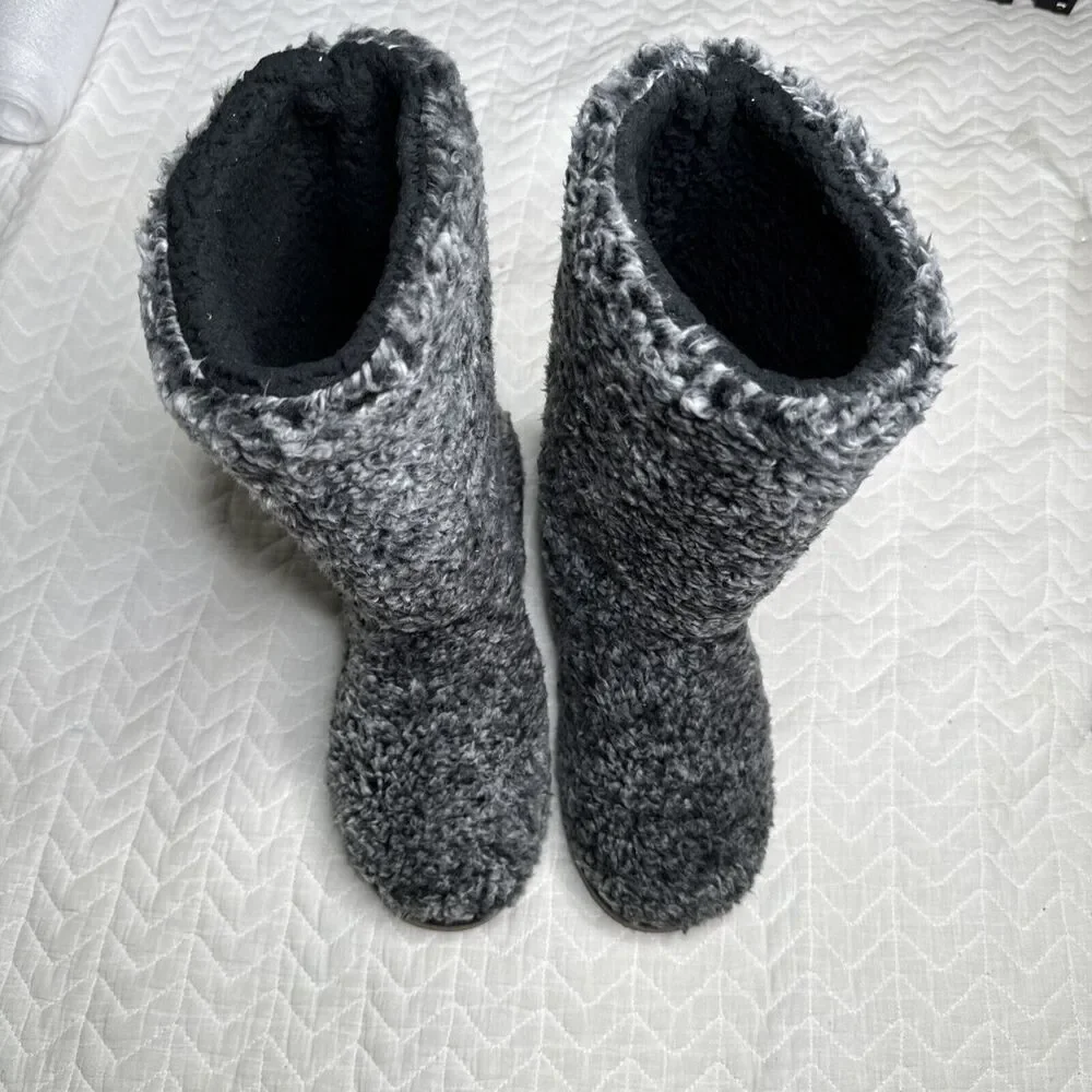 Marleylilly Women's‎ Sherpa Lined Booties black and with Size US 10